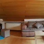 Zur Burg *